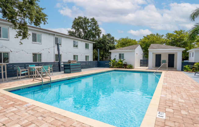 2 beds, 1 bath, 889 sqft, $1,699, Unit 10-5215