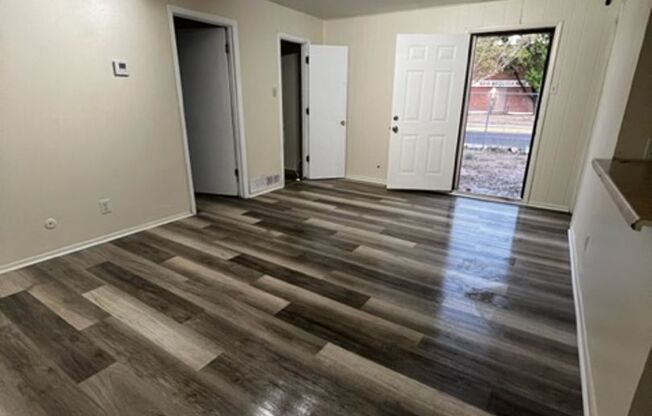 2579 - 3601 Yucca Dr NW