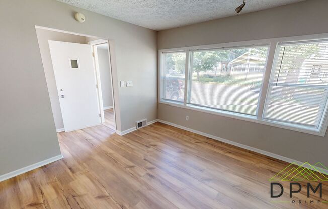 2 beds, 1 bath, $1,395