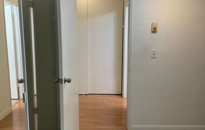1 bed, 1 bath, $2,100