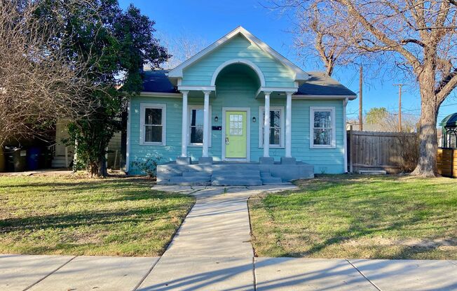 $400 OFF FIRST MONTH'S RENT IF MOVE IN BY 9/1/26!! Recreated Historic home 2 BD | 1.5 BA