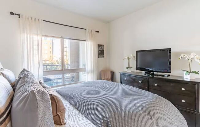 1 bed, 1 bath, 714 sqft, $3,900, Unit 111