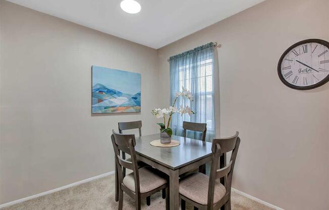 Dining Area at Ridgewood Club Apartments, Virginia Beach, VA, 23452