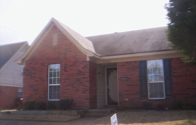 3 beds, 2 baths, $1,375