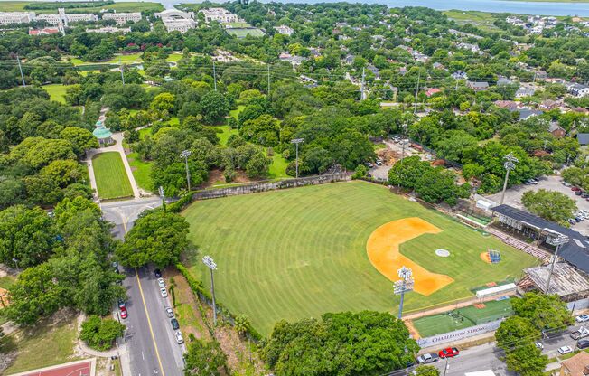 2 beds, 1 bath, 850 sqft, $1,900, Unit 317