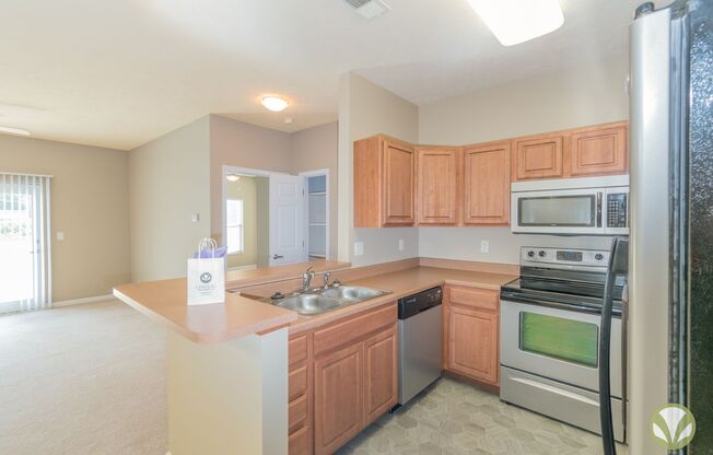 2 beds, 2 baths, 1,117 sqft, $1,625, Unit N-206