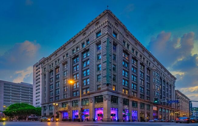 2 beds, 2 baths, 1,172 sqft, $5,250, Unit 1013