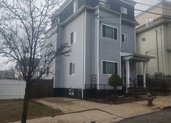 34 FLORENCE ST
