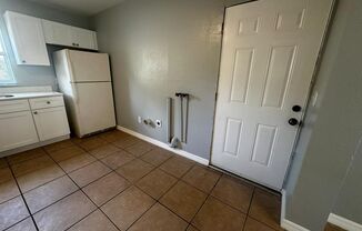 3 beds, 1 bath, $1,800