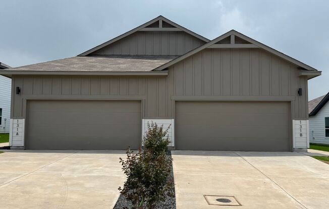 Brand New Luxury Duplex Available Today