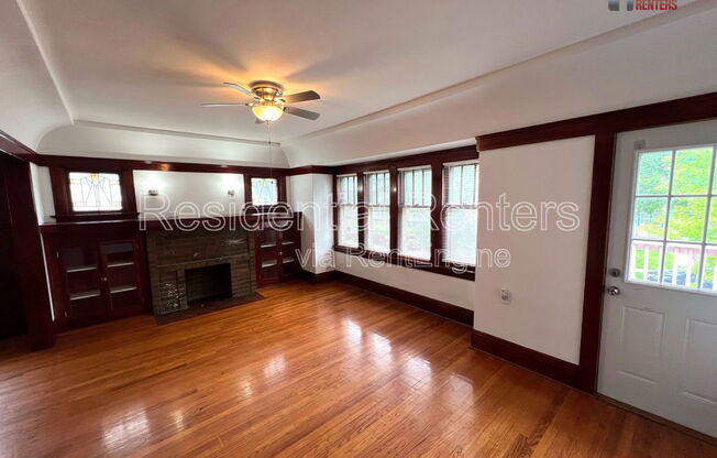 2730 N 47 ST