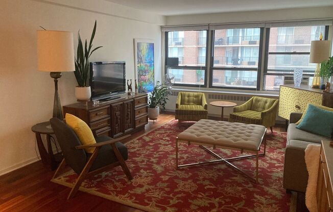 1 bed, 1 bath, 700 sqft, $2,000, Unit 418-1304
