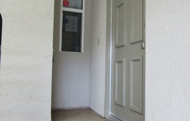 (APPLICATION PENDING) West Lancaster Condo in Gated community near A.V College
