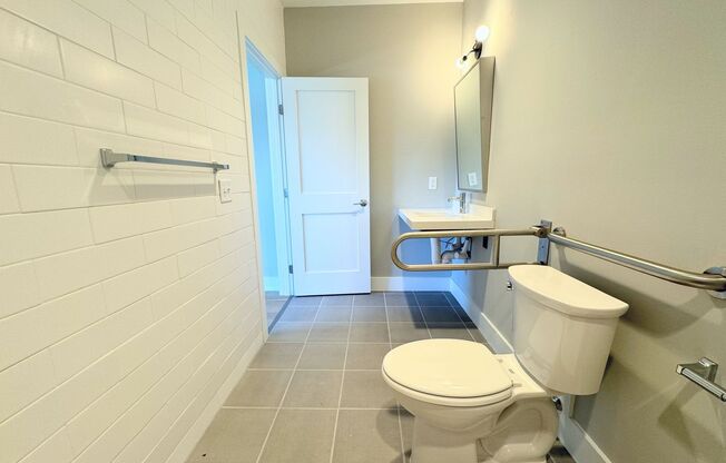 Studio, 1 bath, 505 sqft, $1,800, Unit #213