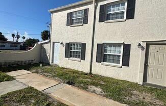 2 beds, 2 baths, $1,695