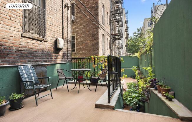 128 W 138 ST