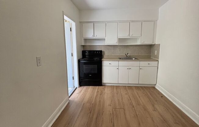 941-951 Sw 5 St.
