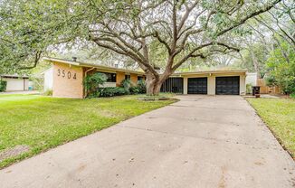 3 Bed, 2 Bath South Hills Mid-Century Modern Gem with Private Courtyard