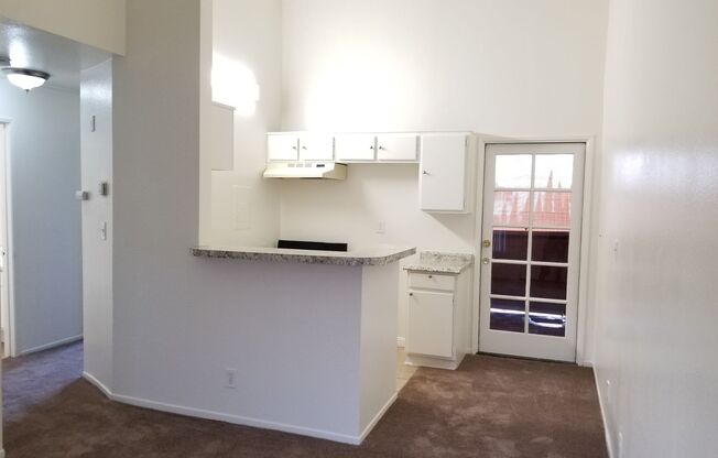 2 beds, 2 baths, 750 sqft, $1,995