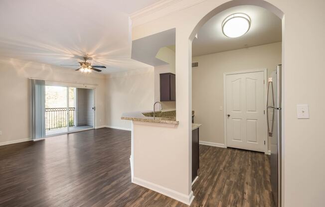 Wood Floor Dining Room at Kingwood Glen, Kingwood, 77339