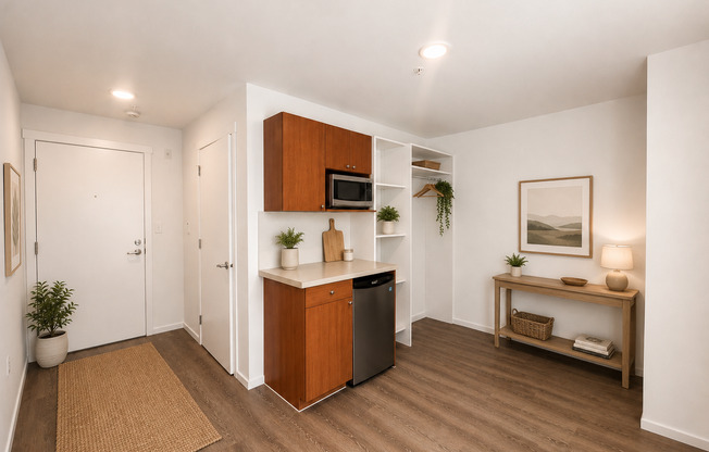 Studio, 1 bath, 176 sqft, $1,295, Unit 3219