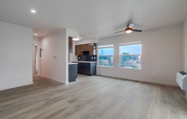 2 beds, 2 baths, 775 sqft, $2,795, Unit 4820-18