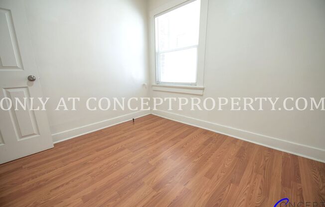 1 bed, 1 bath, 500 sqft, $1,049, Unit 15 - R