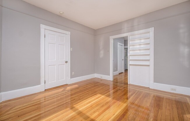 128 WALNUT ST