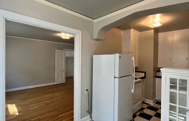 Studio, 1 bath, $1,295, Unit 207