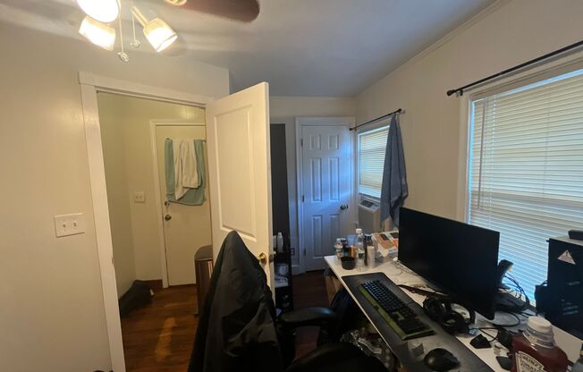 3 beds, 1 bath, 1,011 sqft, $2,500, Unit 19 Woodland St. - 3rd Fl