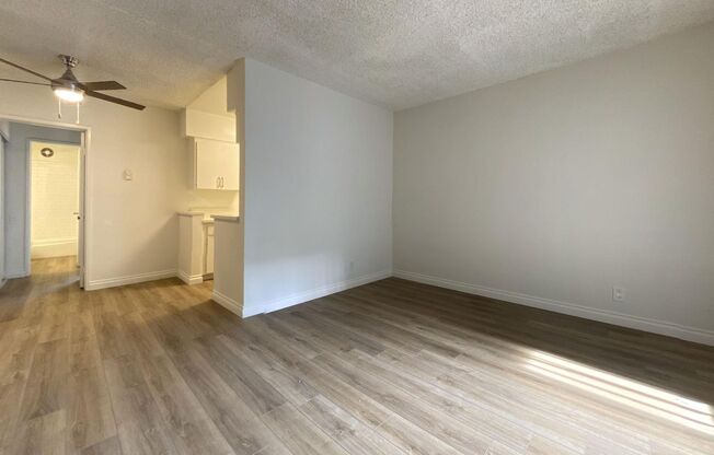 CLN - Collins Apts.