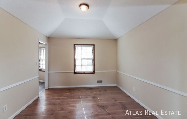 9011 W 105 ST