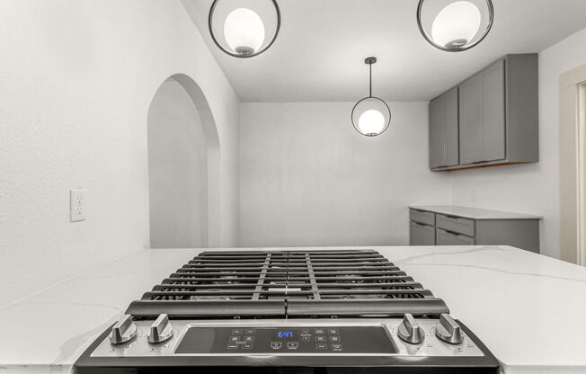 1 bed, 1 bath, 750 sqft, $950, Unit 1714-4