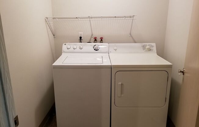 2 beds, 2 baths, 1,240 sqft, $1,940, Unit G33