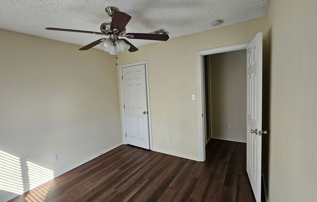 2 beds, 1 bath, $1,550