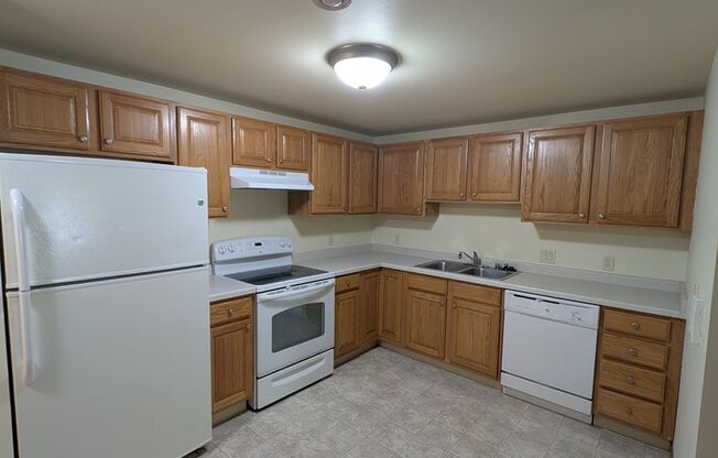 1 bed, 1 bath, 683 sqft, $1,075, Unit 2970-007