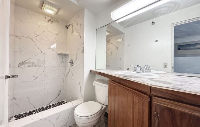 Furnished Waikiki Condo with A/C and Utilities Included