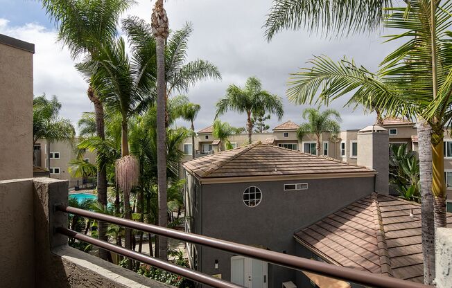 2 beds, 2 baths, 965 sqft, $2,995, Unit 301