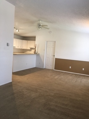 1 bed, 2 baths, 815 sqft, $1,190, Unit B4