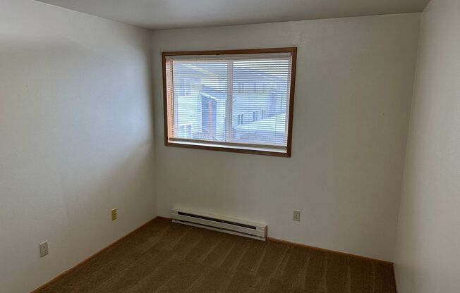 2 beds, 1 bath, 763 sqft, $1,350, Unit 2426-08