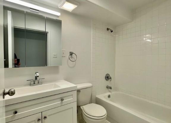 22 30 MARBLE HL AVE