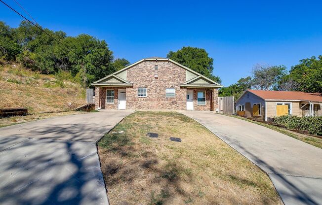 Half of Duplex Ready for New Tenants- 3 Bed, 2 Bath- Near the Historic Stockyards- 76164