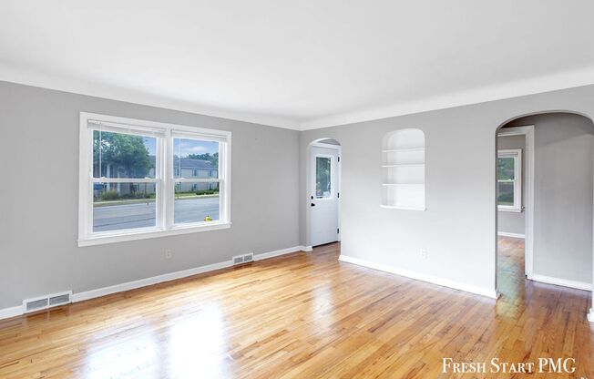 Convenient & Affordable Living Near Campus – 3110 W Michigan Ave!