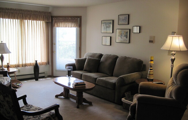 2 beds, 2 baths, 1,031 sqft, $1,425, Unit 3700312