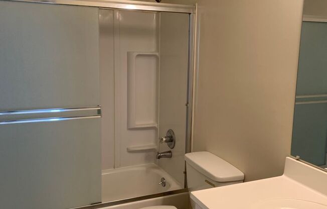 2 beds, 1 bath, $2,490