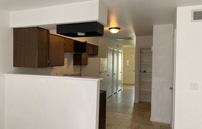 1 bed, 1 bath, 600 sqft, $900, Unit 02