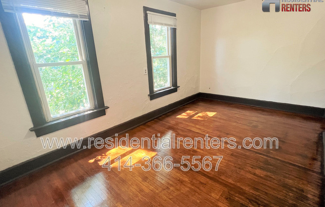 3001 N 1 ST