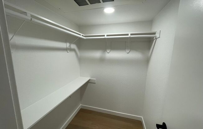 1 bed, 1 bath, 726 sqft, $2,805, Unit B-315