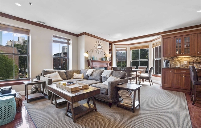 14 Clarendon St.