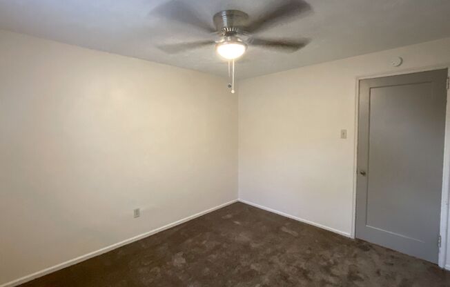 1 bed, 1 bath, 575 sqft, $830, Unit 101